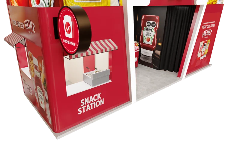 Caja roja, ajustes de fachada